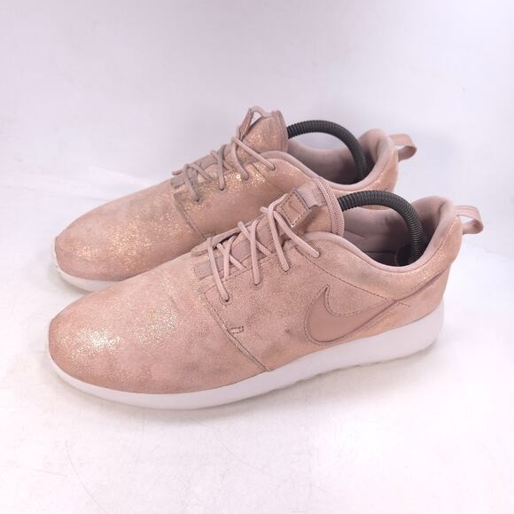 Nike Roshe One Athletic Running Shoe Womens Size 9.5 833928-900 Pink Shimmer - Picture 1 of 10